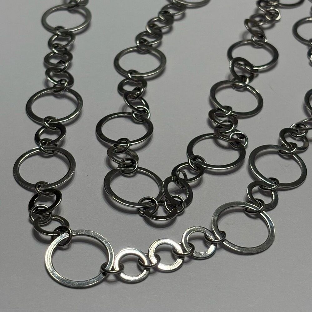 Chico’s Alternating Endless Circle Hoop Link Silver Tone Chain Necklace - Picture 2 of 5